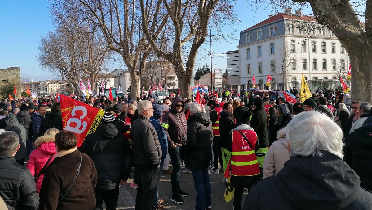 découvrez des conseils efficaces à avignon pour lutter contre la mauvaise haleine et retrouver une bouche fraîche au quotidien.