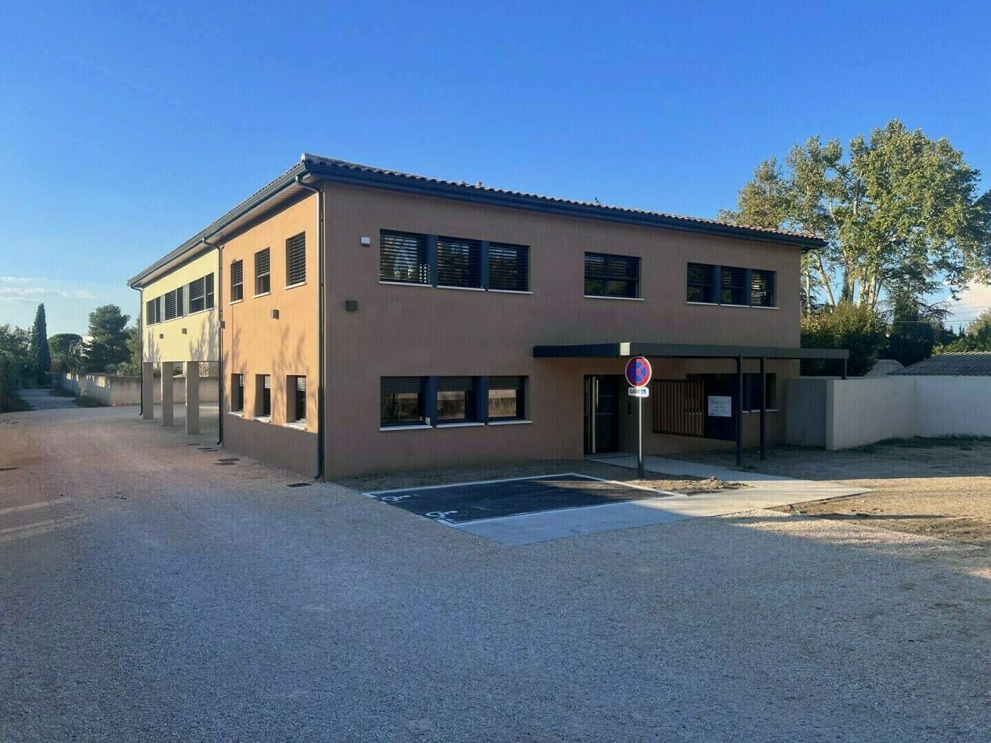 trouvez facilement un dentiste à avignon grâce à notre service en ligne. prenez rendez-vous rapidement avec des professionnels qualifiés près de chez vous.