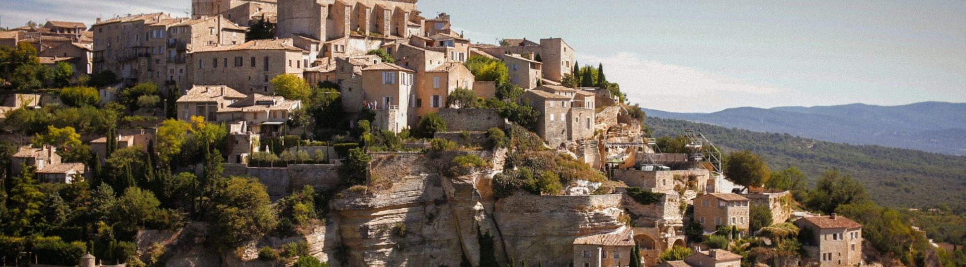 découvrez les principales spécialités dentaires les plus recherchées à avignon pour des soins adaptés et de qualité près de chez vous.